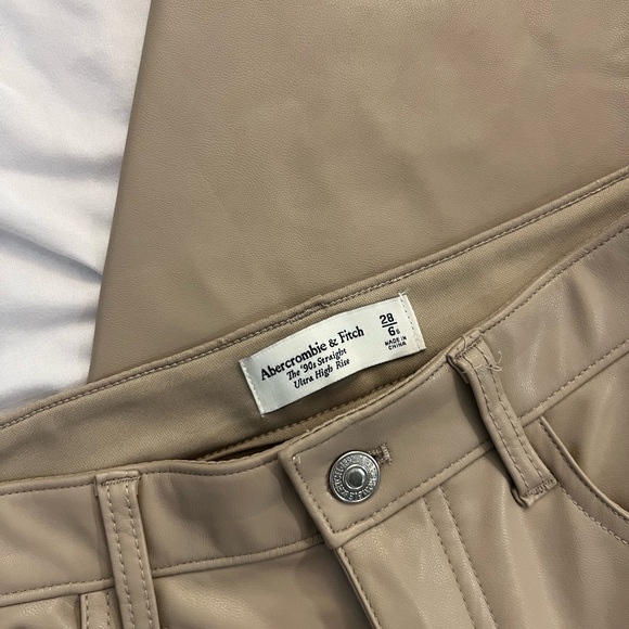 A&F Leather Pants 90s Straight Ultra High Rise Size 6 Short Length. - Picture 3 of 8